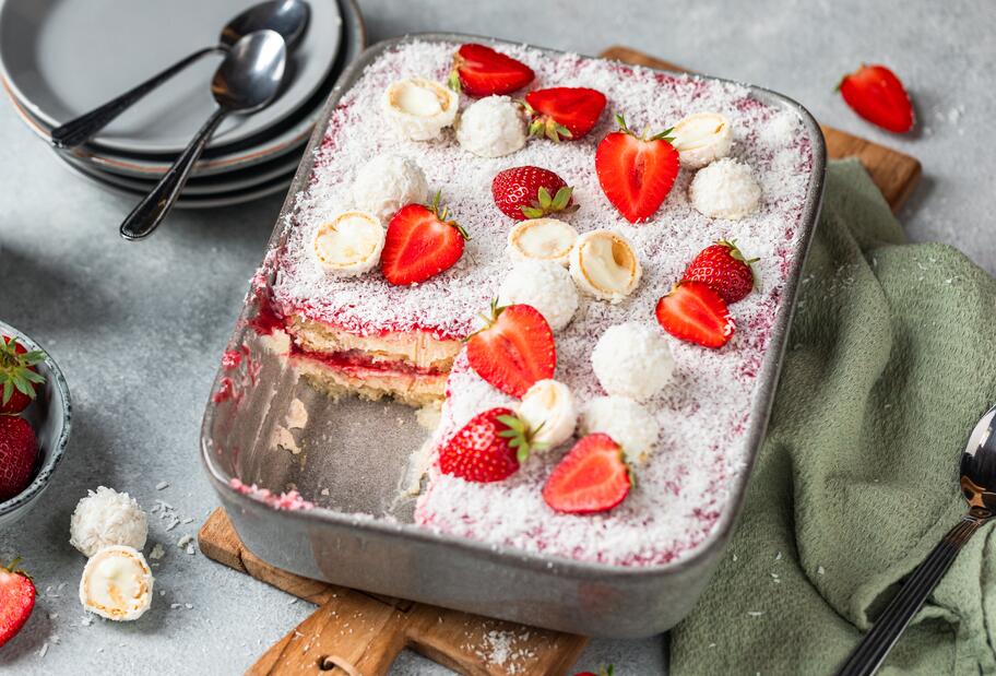 „Raffaello“-Erdbeer-Tiramisu