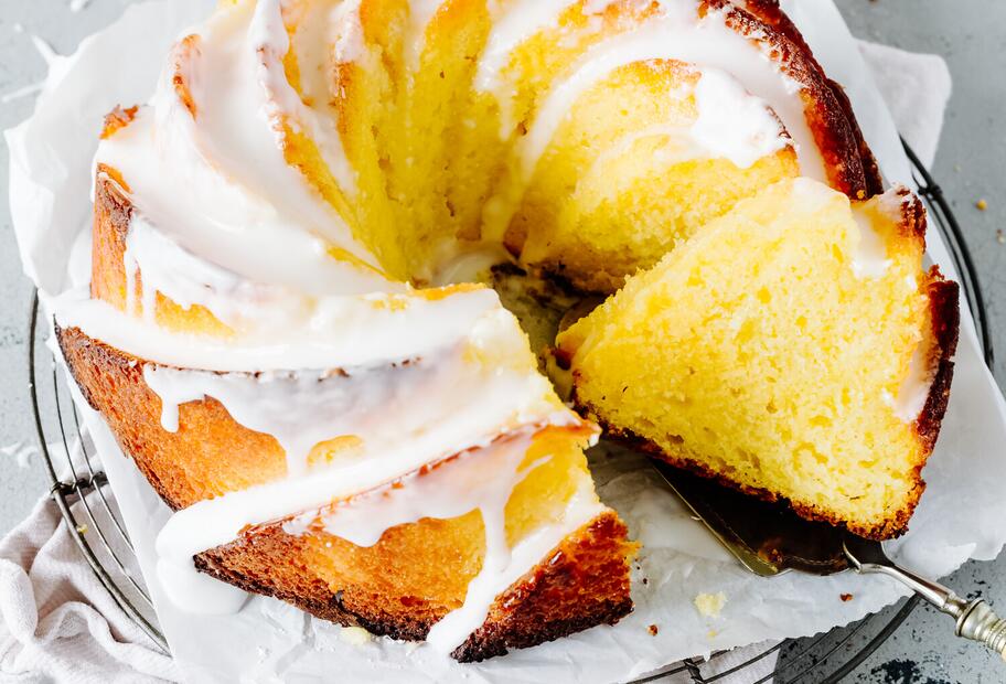 Saftiger Quark-Gugelhupf