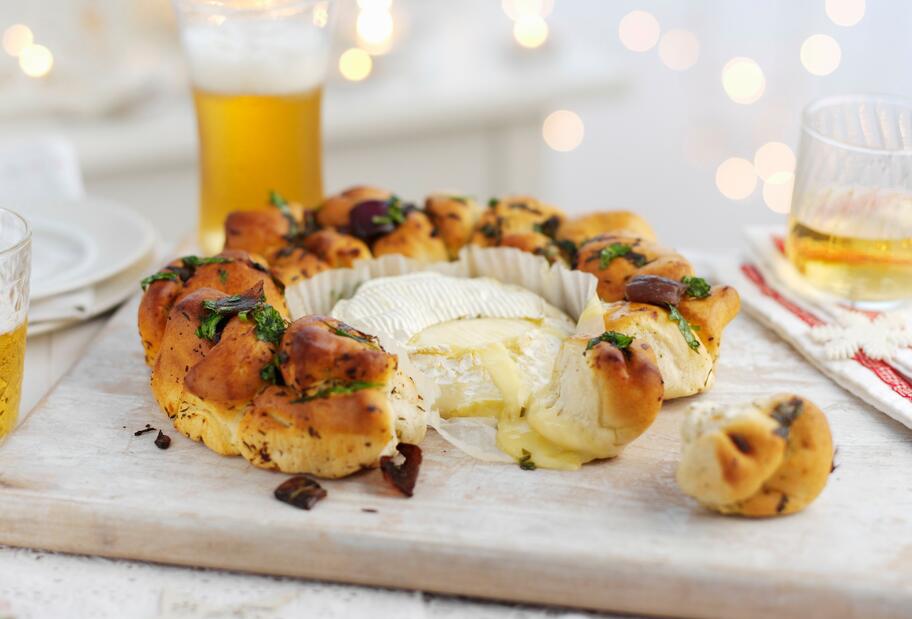 Camembert-Winterbrot zum Teilen