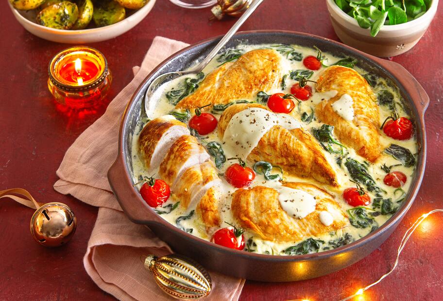 Festliches Florentiner Hähnchen mit Pesto-Kartoffeln