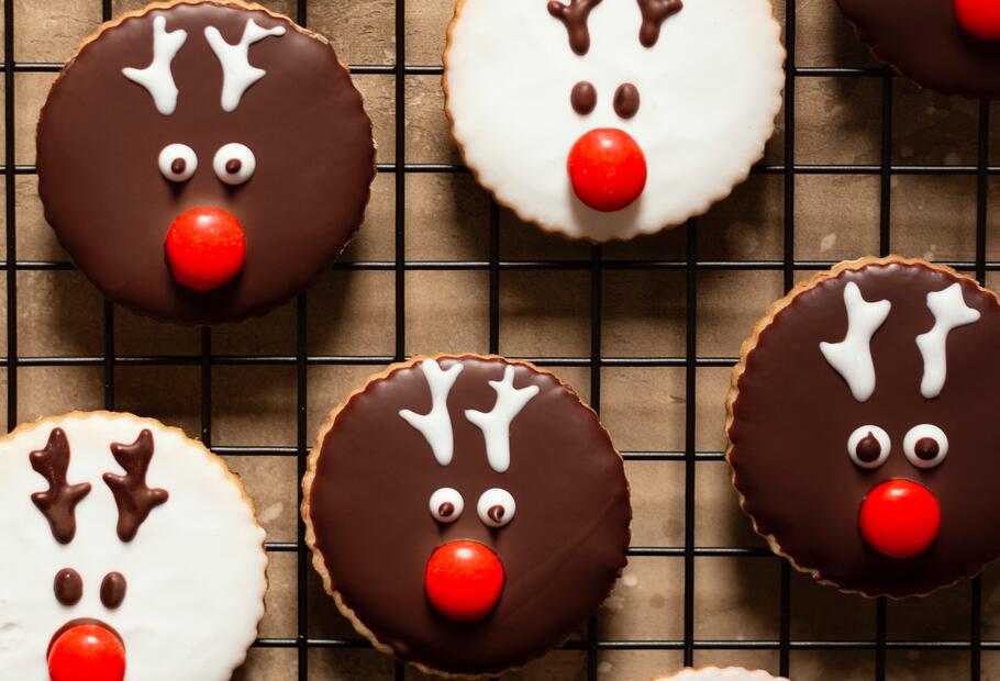 Rentier-Gewürzplätzchen