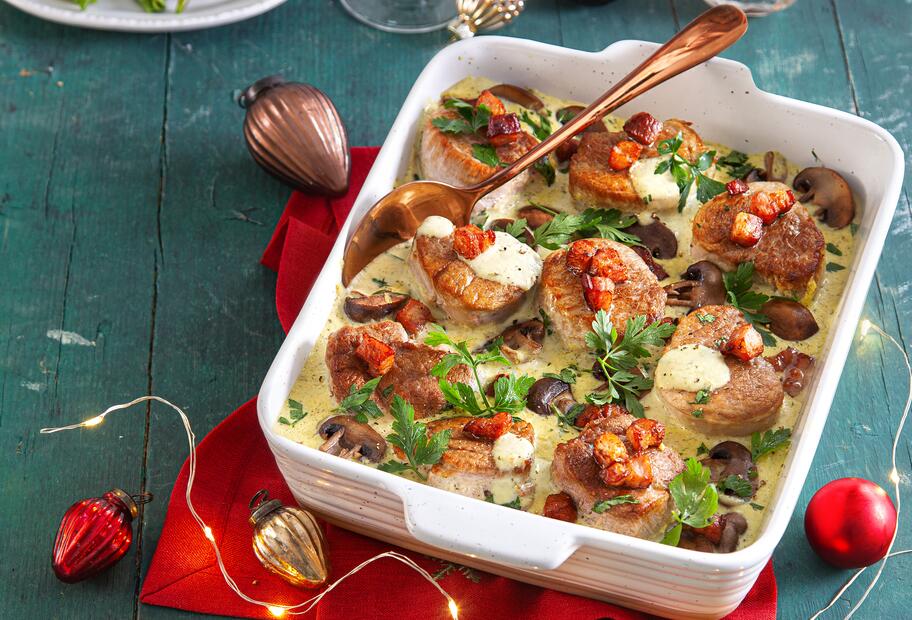 Ofenmedaillons mit Bacon und cremiger Ranchsoße