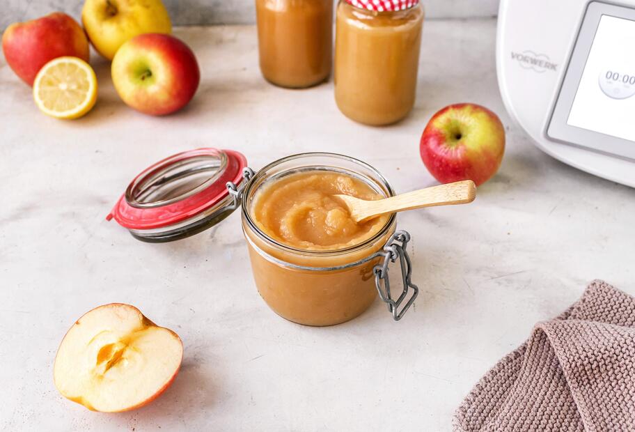 Schnelles Apfelmus ohne Zucker mit dem Thermomix® Schnelles Apfelmus ohne Zucker mit dem Thermomix®