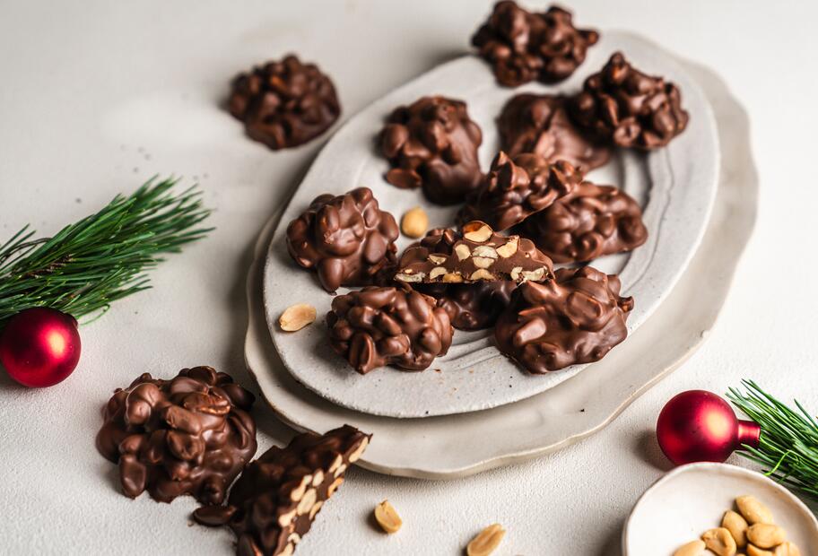 Erdnussberge aus 2 Zutaten