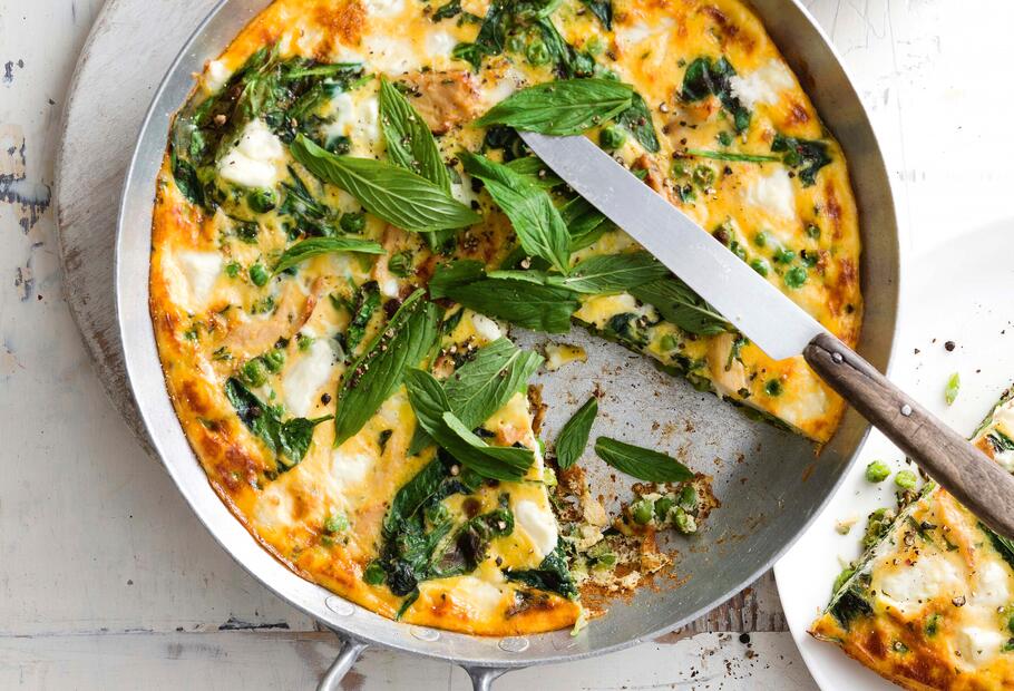 Erbsenfrittata mit Hähnchen