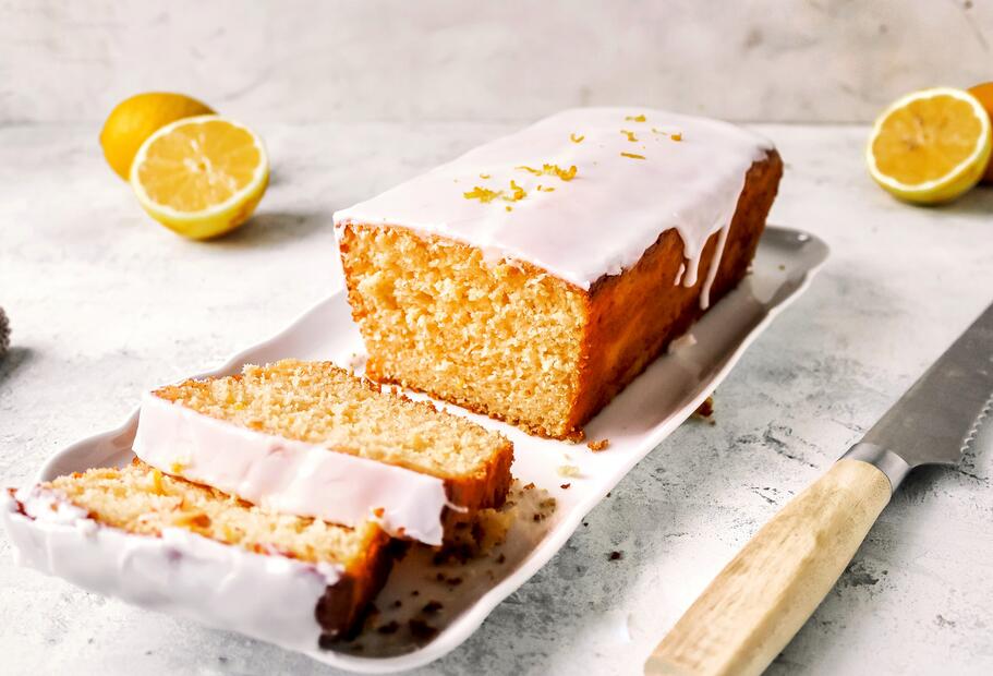 Saftiger Zitronenkuchen wie bei Starbucks