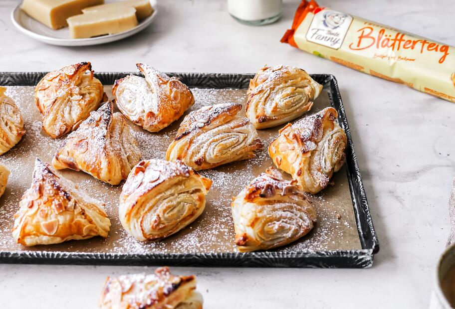 Marzipanecken mit Blätterteig