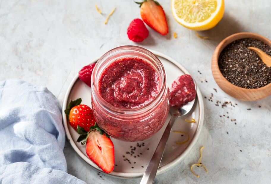 1 Glas Marmelade aus „Restbeeren“