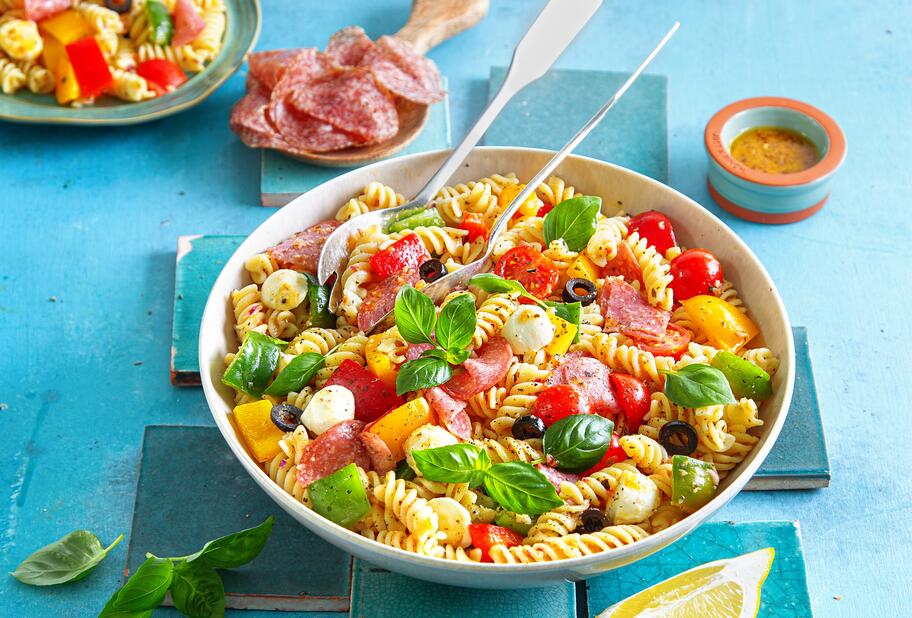 Nudelsalat à la Salami