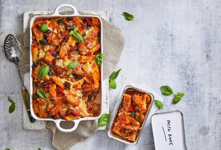 Nudelauflauf mit Hähnchen und Ratatouille