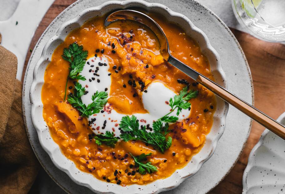 Indisches Lieblings-Dal mit Pfirsich