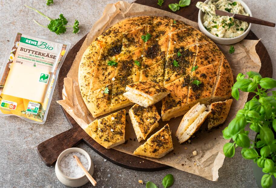 Weltbestes Käse-Grillbrot mit Kräutern