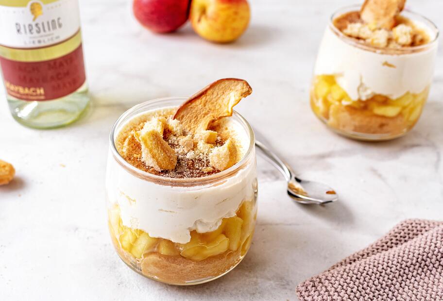 Himmlisches Apfel-Wein-Torte-Dessert