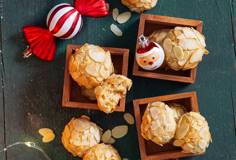 Marzipan-Wölkchen aus 4 Zutaten