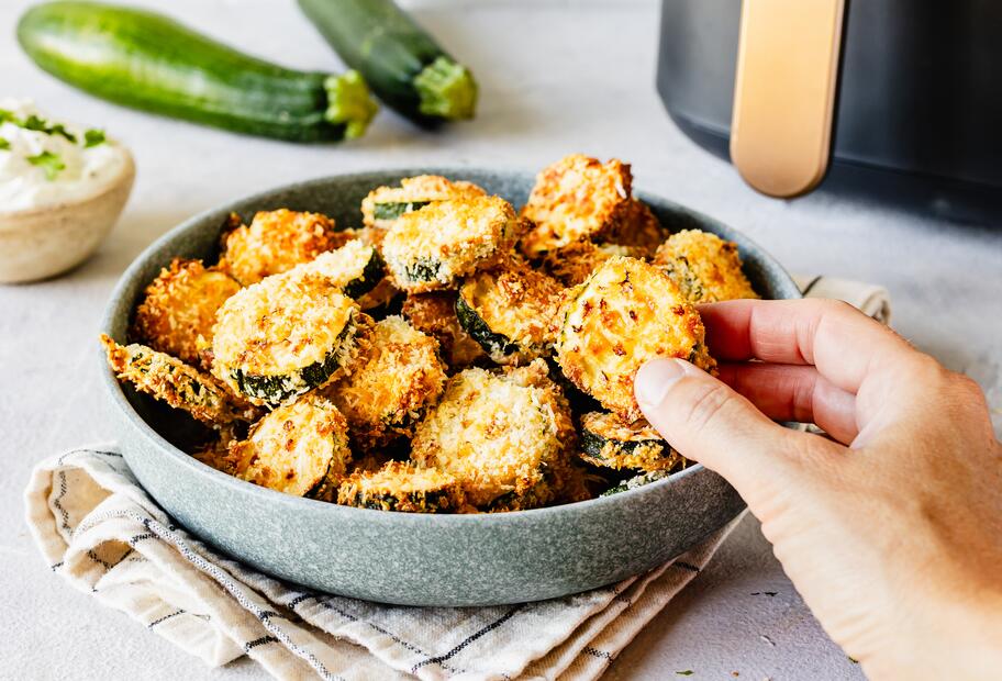 Zucchini-Bites aus dem Airfryer