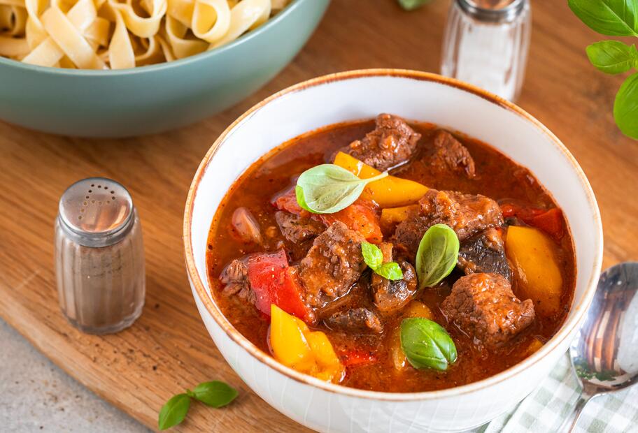 Italienisches Tomaten-Gulasch