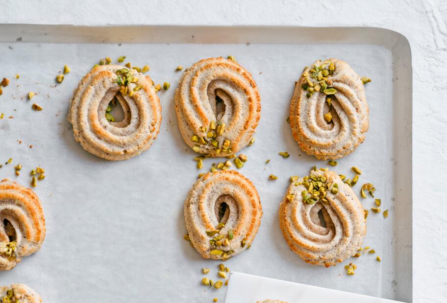 Vanille-Honig-Kringel mit Pistazien