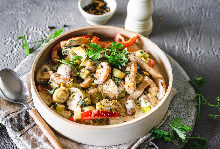 Schnelle Jägerpfanne mit Sahnesoße