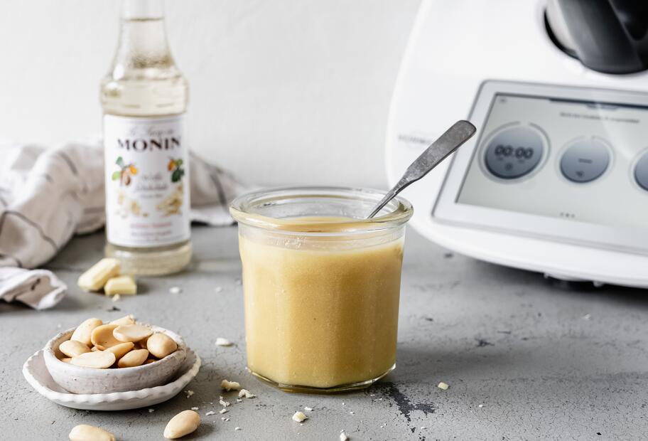 White Chocolate Mandelcreme