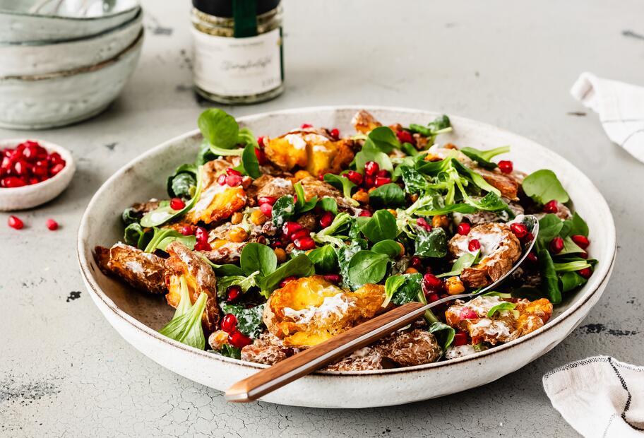 Smashed Potato Salad mit Kichererbsen