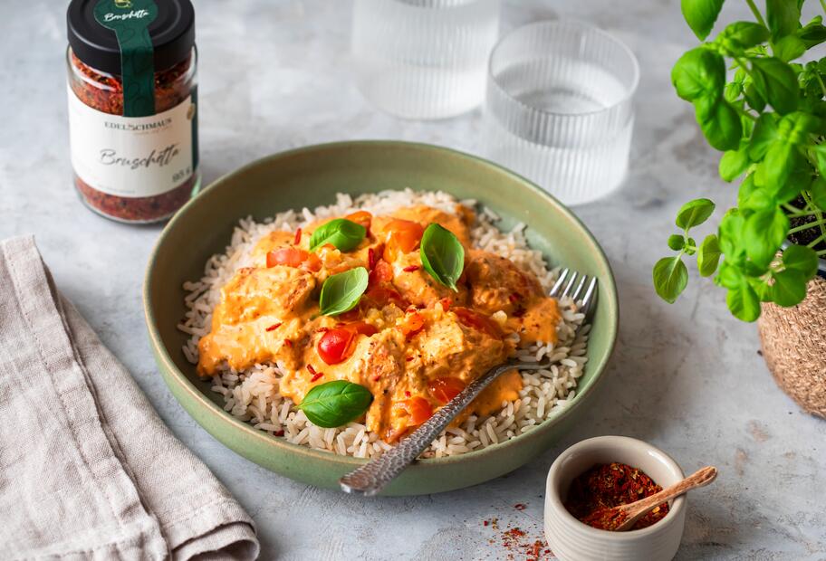 Hähnchen „Bruschetta“ Schmand-Soße