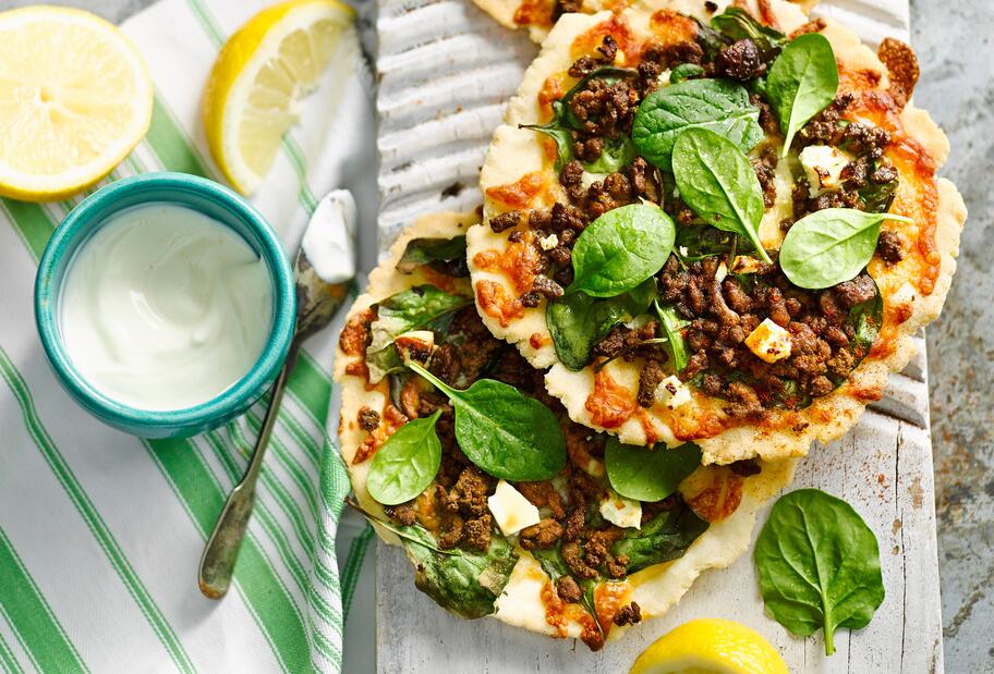 Mini-Lammhackpizzen mit Spinat