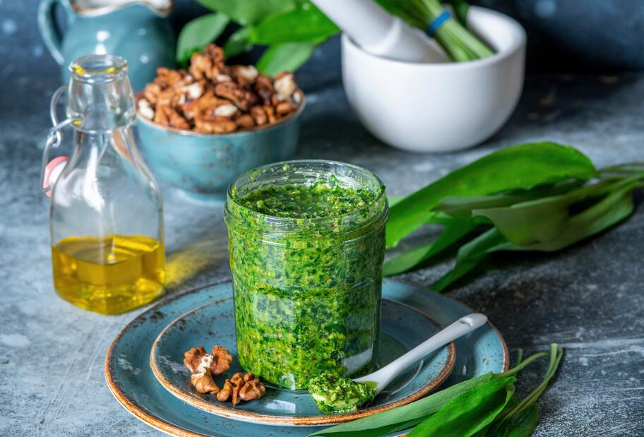 Bärlauch-Walnuss-Pesto
