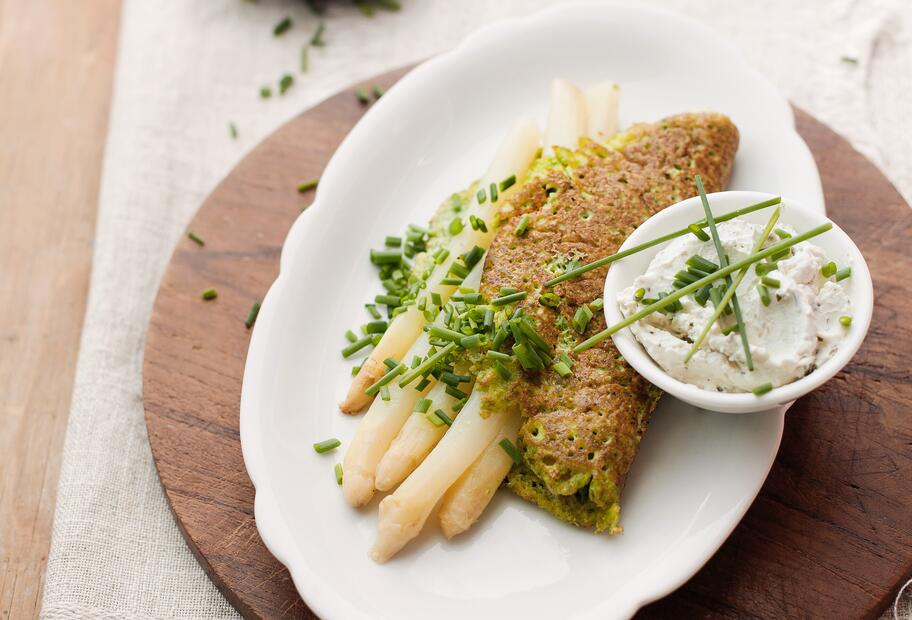 Bärlauchomelett mit Spargel