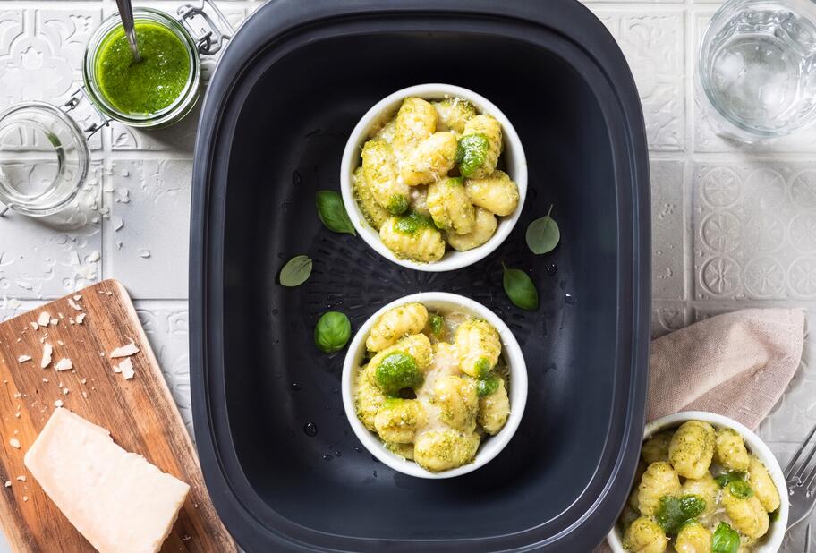 5-Zutaten-Pesto-Gnocchi im TM7 Varoma&reg;