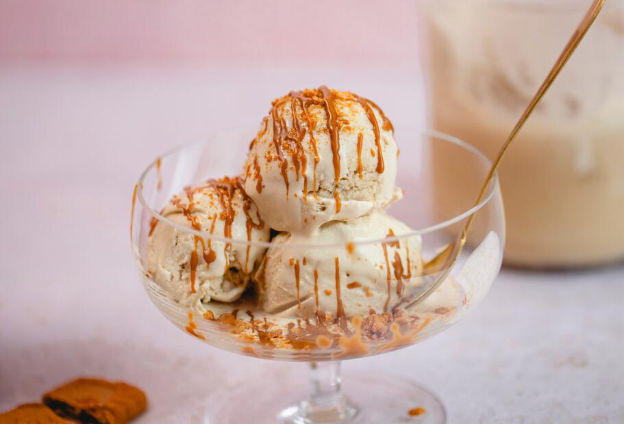 Lotus-Eis
