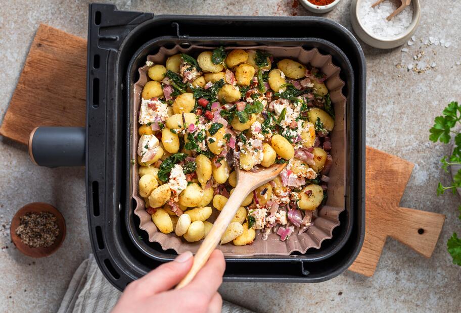 5-Zutaten-Schinken-Feta-Gnocchi im Airfryer