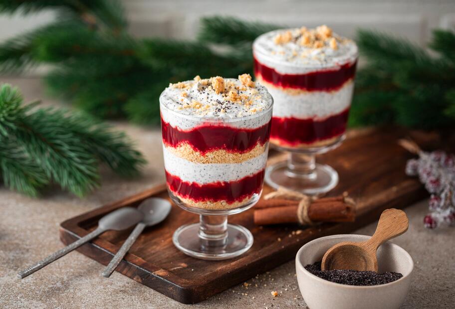 Germknödel-Dessert mit Mohn