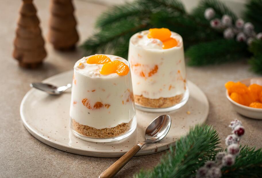 Käse-Sahne-Dessert mit Mandarinen