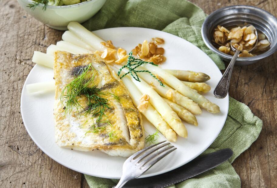 Spargel mit Mandelbutter und Zander für den Thermomix®