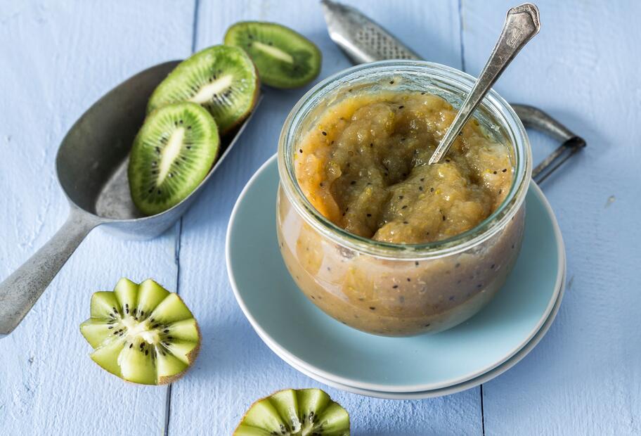 Sta­chel­beer­mar­me­la­de mit Kiwi aus dem Thermomix®