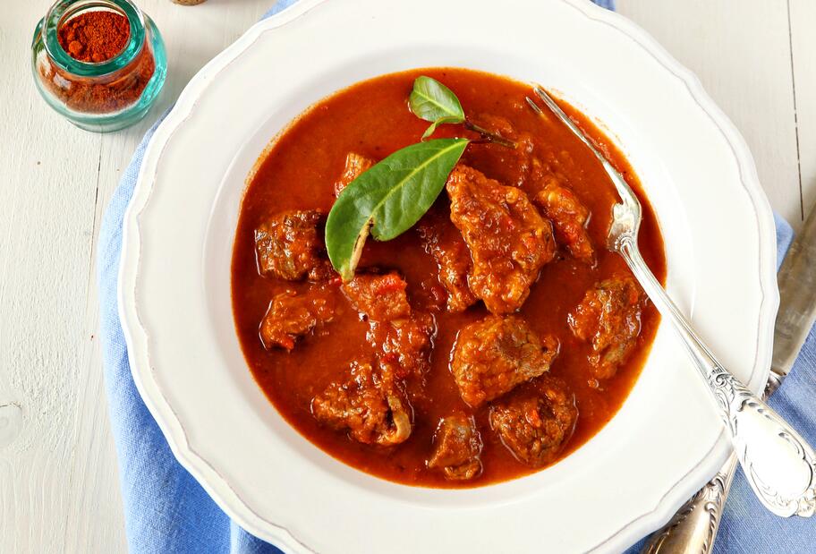 Klassisches Rindergulasch für den Thermomix®