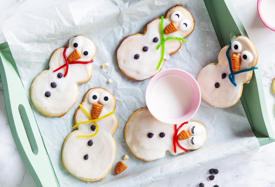 Die süßesten Schneemänner-Plätzchen mit Zuckerguss für den Thermomix®