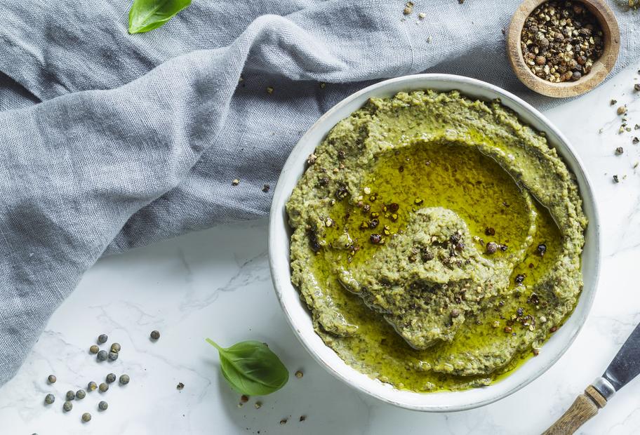 Italienischer Oliven-Aufstrich mit grünen Linsen für den Thermomix® Italienischer Oliven-Aufstrich mit grünen Linsen für den Thermomix®