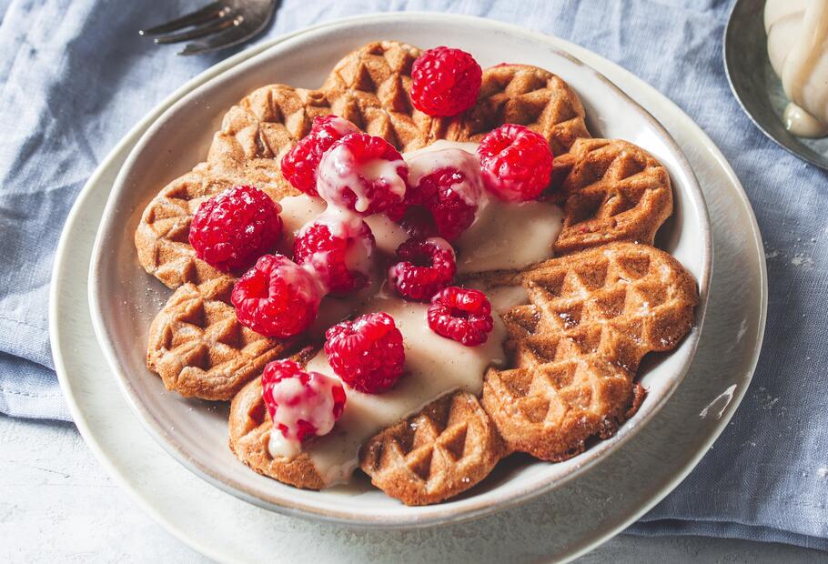 Vegane Waffeln mit Vanillesoße für den Thermomix®