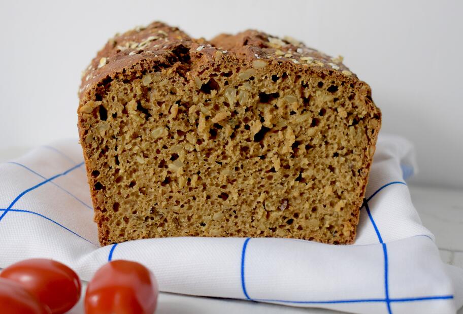 Kerniges Schwarzbrot für den Thermomix®
