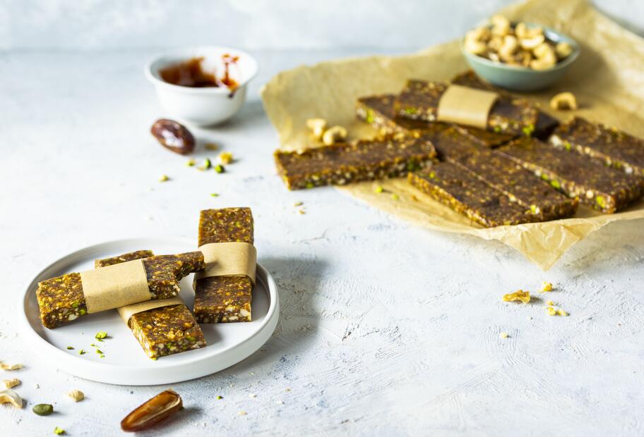 Gesunde Dattel-Nuss-Riegel für den Thermomix® Gesunde Dattel-Nuss-Riegel für den Thermomix®