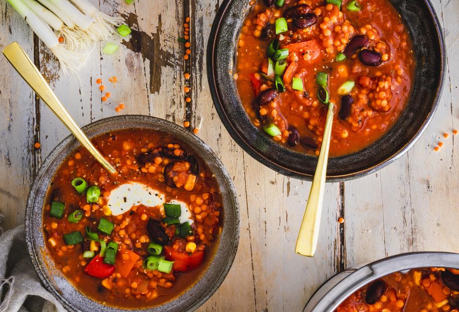 Einfaches Chili sin Carne mit roten Linsen für den Thermomix®