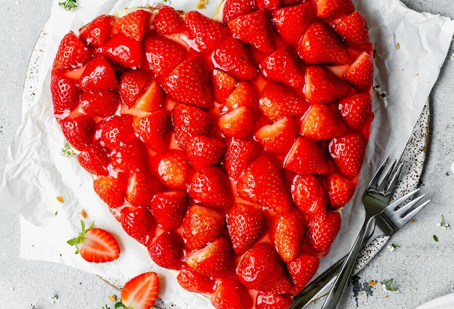 Erdbeerherz mit Vanillepudding für den Thermomix® Erdbeerherz mit Vanillepudding für den Thermomix®