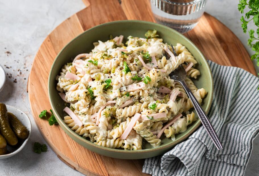 Nudeln mit Fleischwurst und Gewürzgurken mit dem Thermomix®