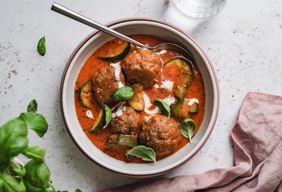 Italienischer Zucchinitopf mit Hackbällchen für den Thermomix®