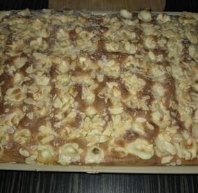 Der Kuchen war der Hammer 🤩 wer Marzipan mag, ist hier genau richtig. Ich habe die Frische Hefe durch 2 Tütchen Trockenhefe ersetzt. funktioniert super. Den Kuchen werde ich definitiv öfters machen😍