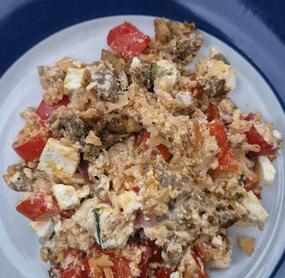 Das Blech war gut vorzubereiten und hat uns ausgezeichnet geschmeckt. Alles gut gewürzt und einzeln. 