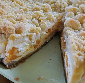 mega cremig, mega lecker. Ich habe den Boden aus Gewürz Spekulatius gemacht. Meine Gäste und wir waren begeistert.