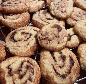 Der Teig war ziemlich weich trotz Kühlung, aber hat sonst gut geklappt und sind einfach nur lecker 👩‍🍳…