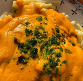 ich liebe eure Rezepte. Wieder sehr lecker und schnell zubereitet 👩🏼‍🍳😋🎃